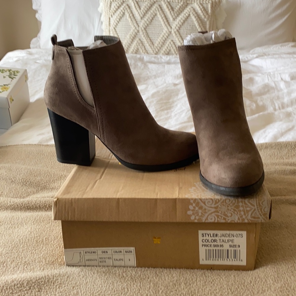 Altr’d State Jaiden Heel Bootie Size 9